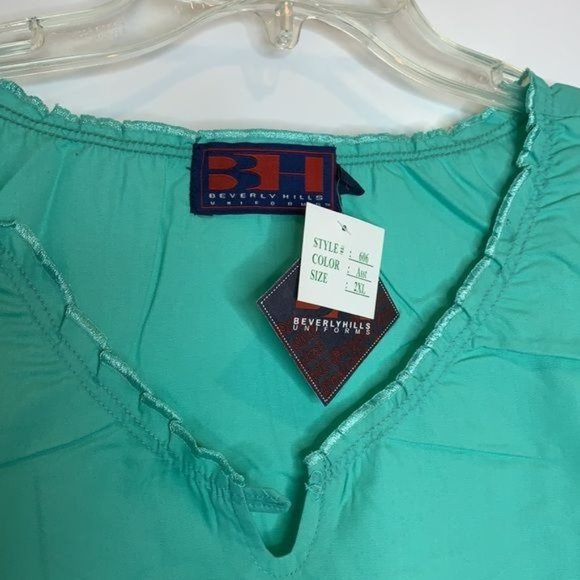 NWT Beverly Hills Uniforms Scrubs 2X PLUS SIZE - Picture 2 of 5